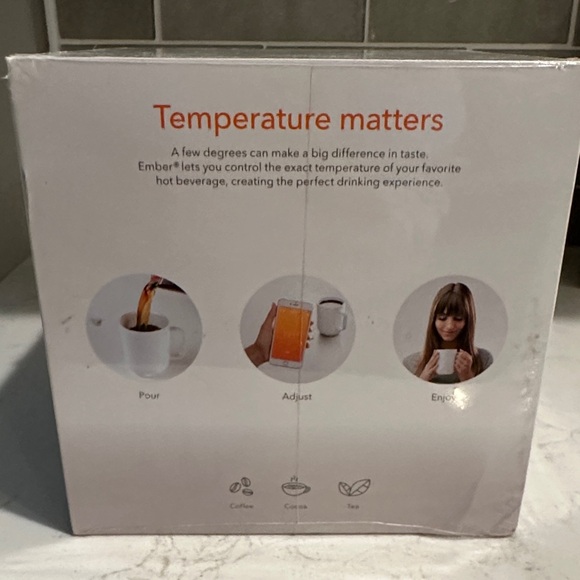 Ember White Temperature Control Ceramic Mug - Picture 3 of 4